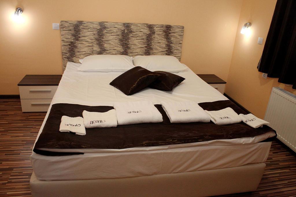 Incanto Family Hotel Sevlievo Værelse billede