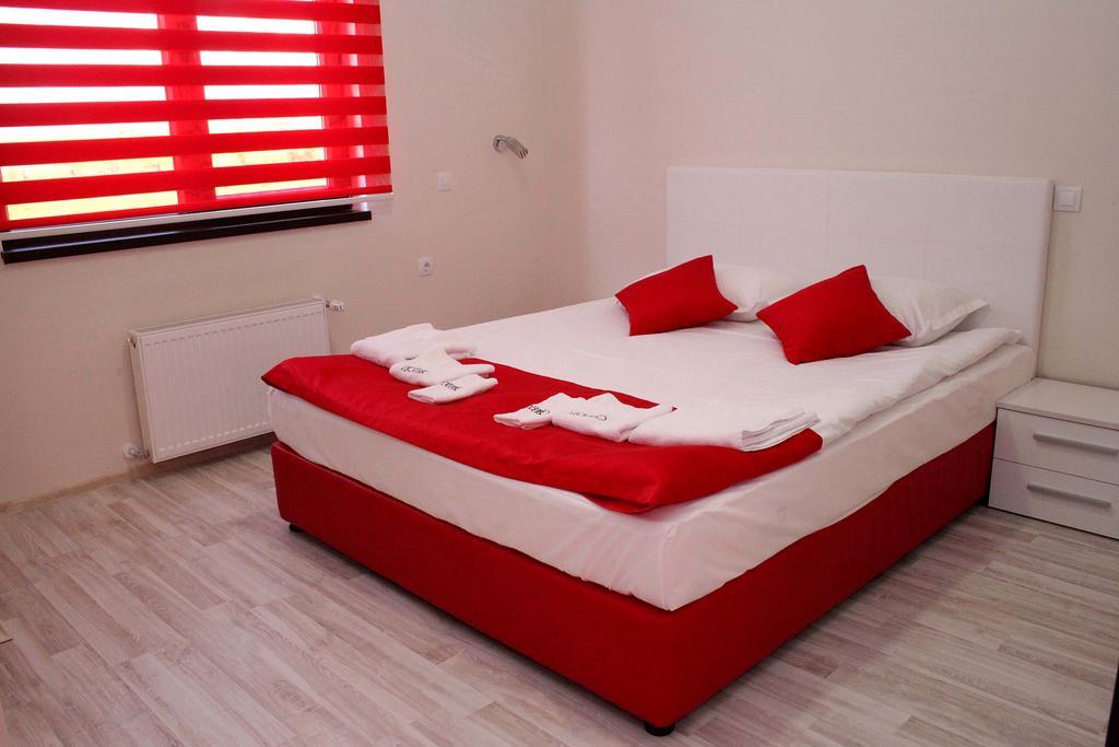 Incanto Family Hotel Sevlievo Værelse billede