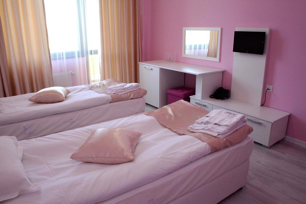 Incanto Family Hotel Sevlievo Eksteriør billede