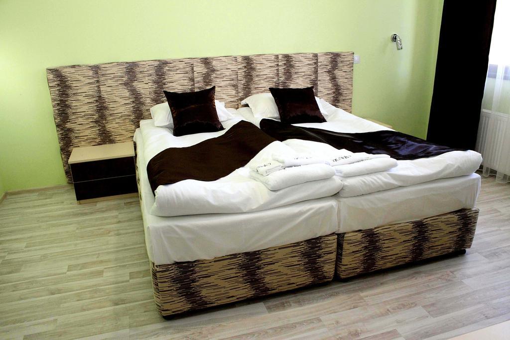 Incanto Family Hotel Sevlievo Værelse billede